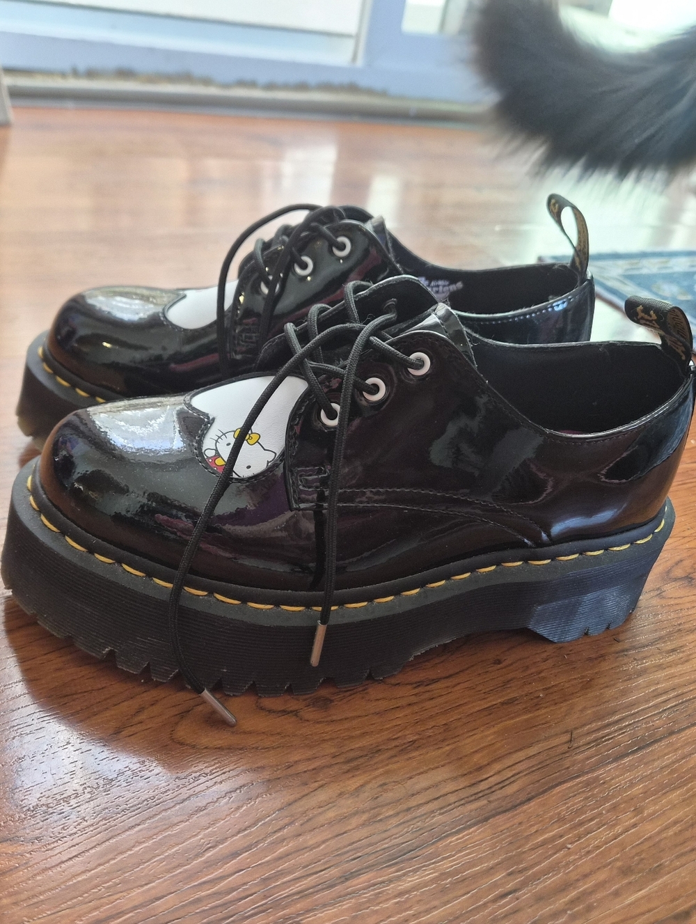 Hello Kitty Dr. Martens 1461 Quad Platform Size 8